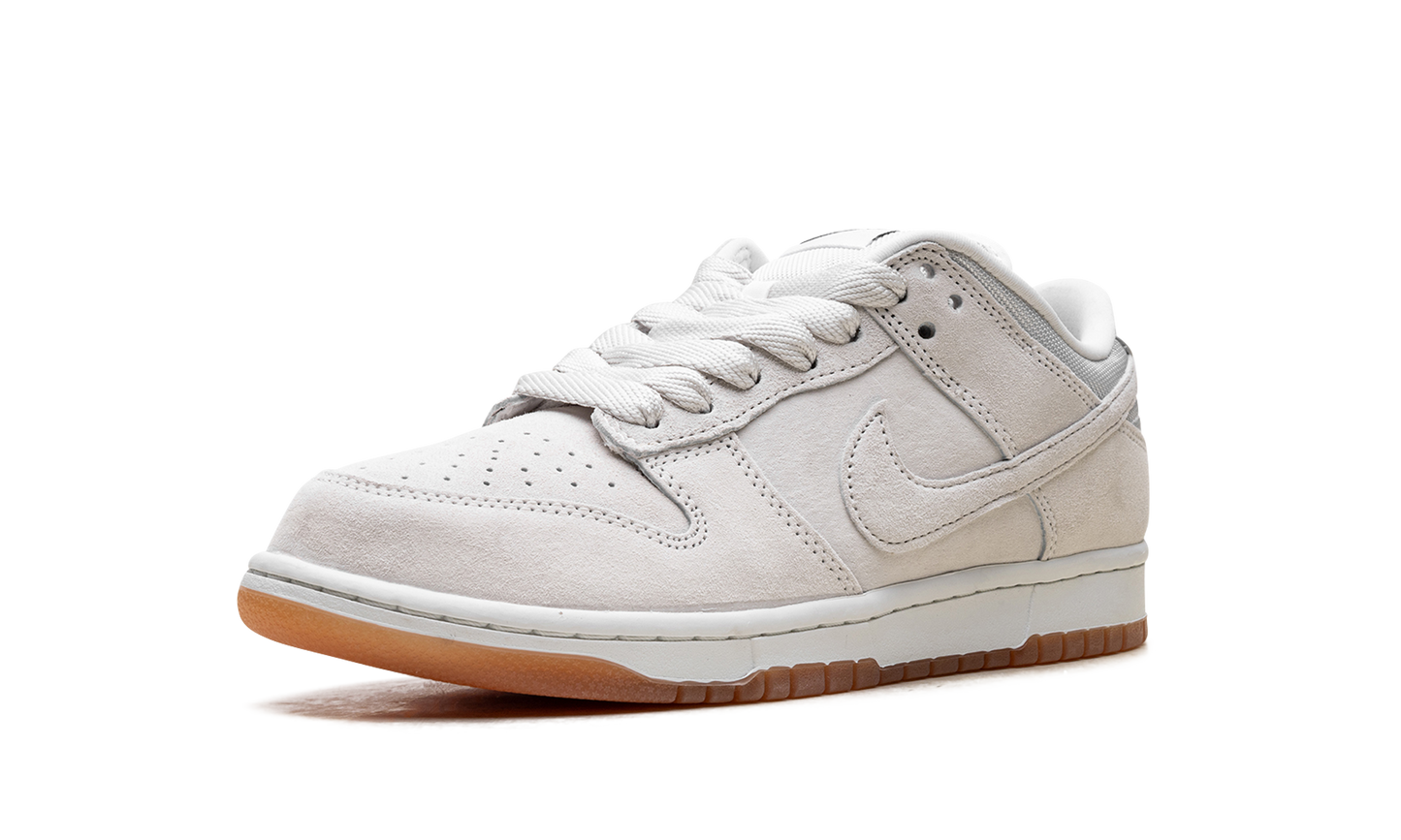 SB Dunk Low Pro B "Pale Ivory"