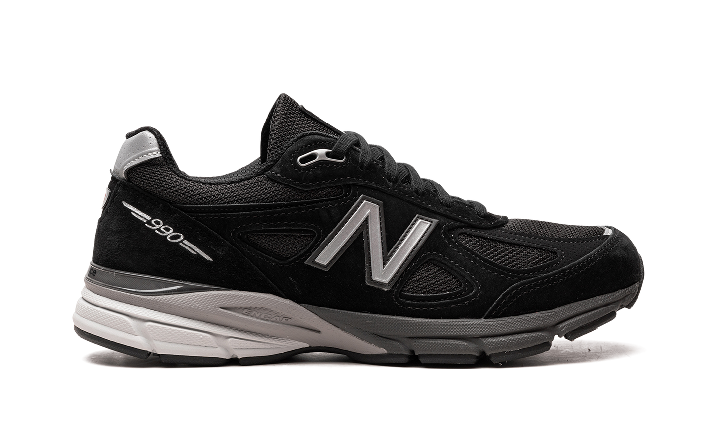 990v4 "Made In USA - Black / Silver"