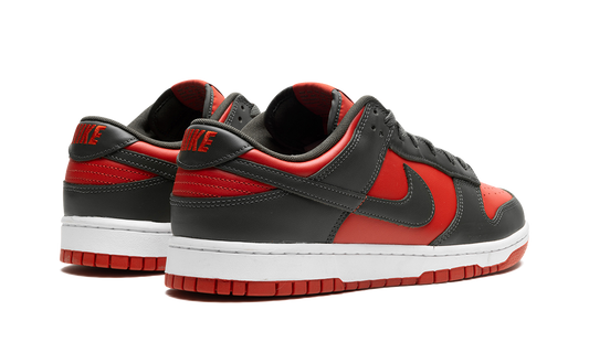 Dunk Low "Mystic Red"