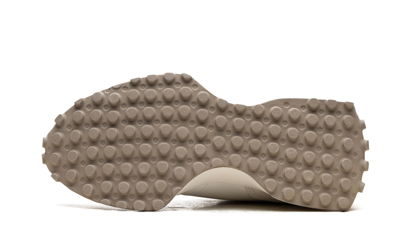 327 WMNS "Sea Salt Brighton Grey"