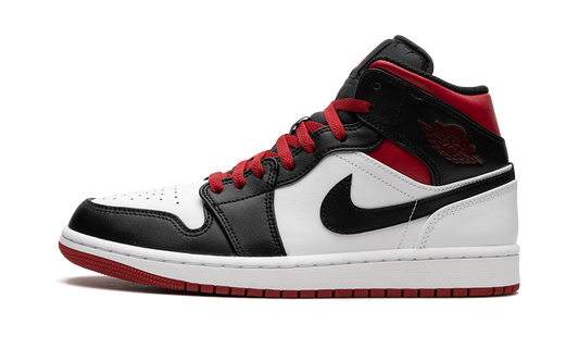 Air Jordan 1 Mid "Gym Red Black Toe"