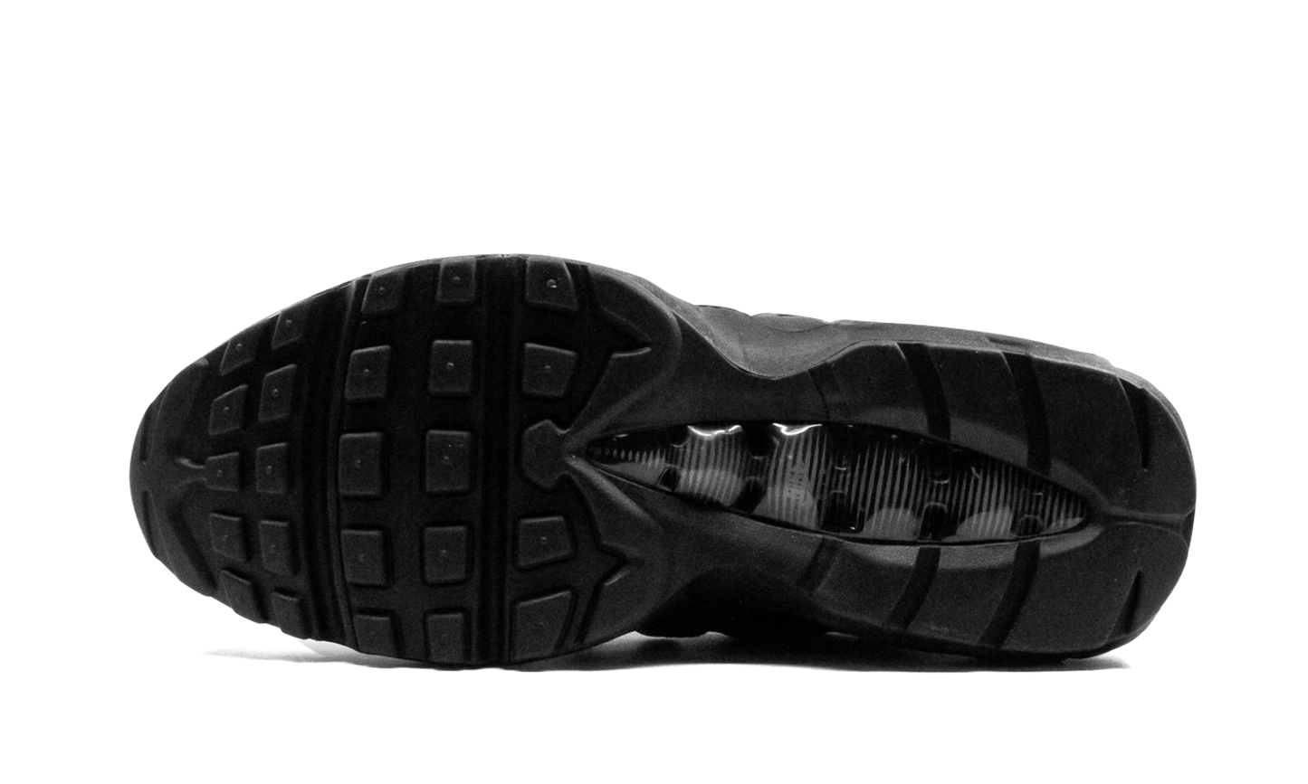 Air Max 95 Essential "Triple Black"