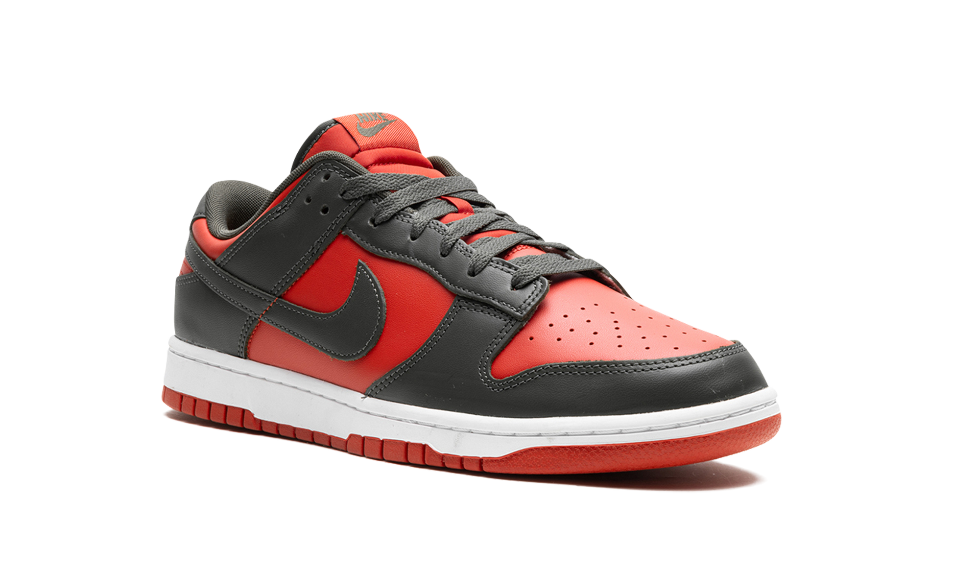 Dunk Low "Mystic Red"