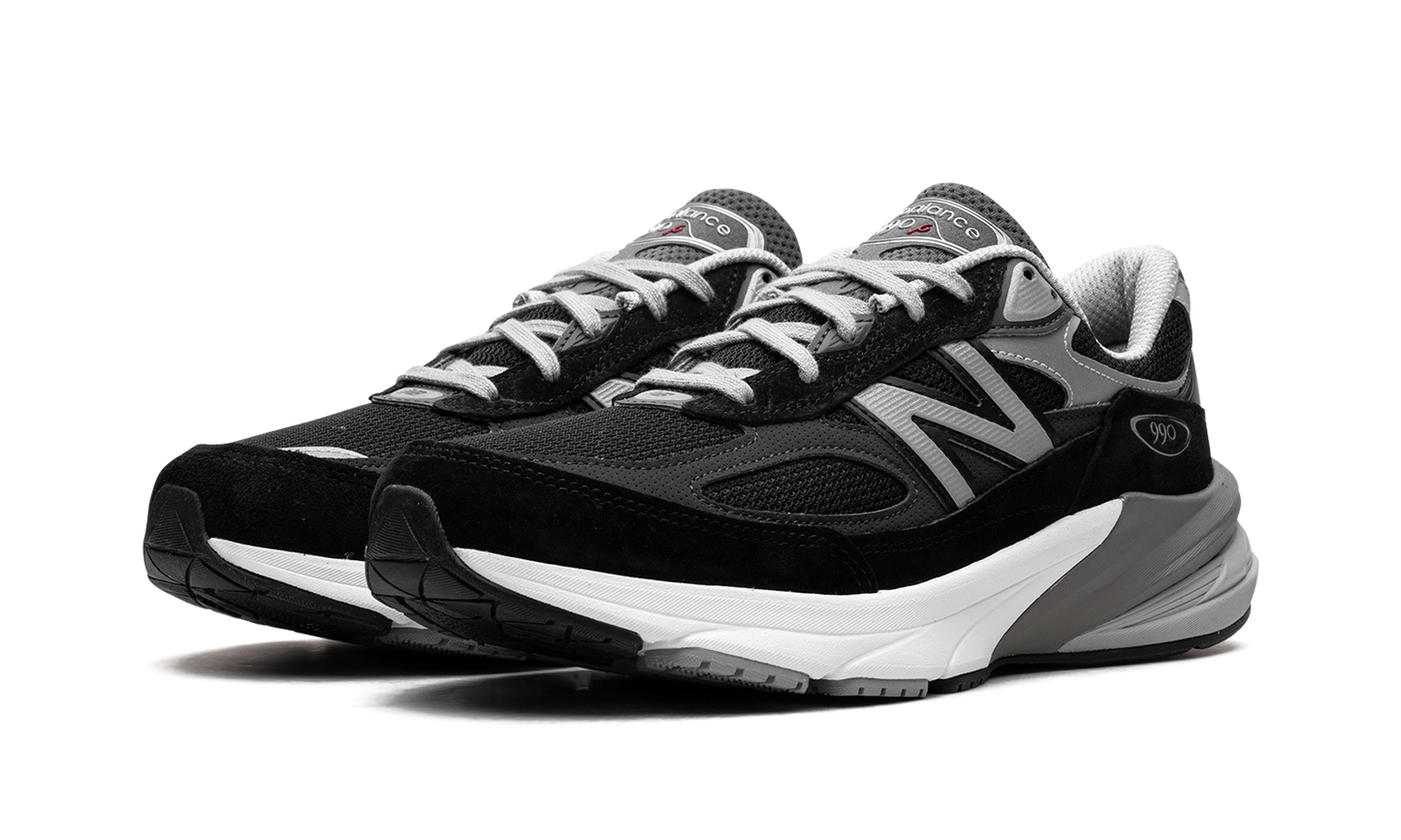 990v6 "Black / Silver"