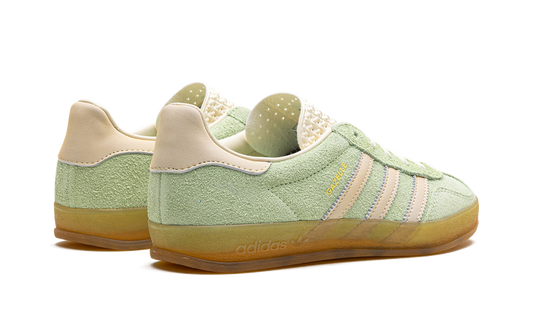 GAZELLE INDOOR WMNS "Semi Green Spark"