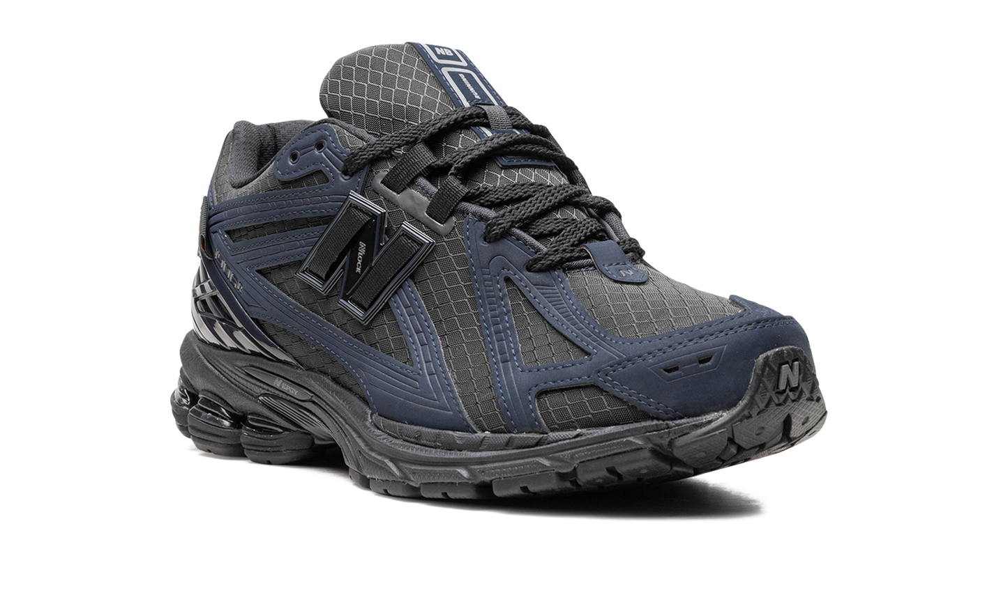 1906R "Outerspace/Black/Black"