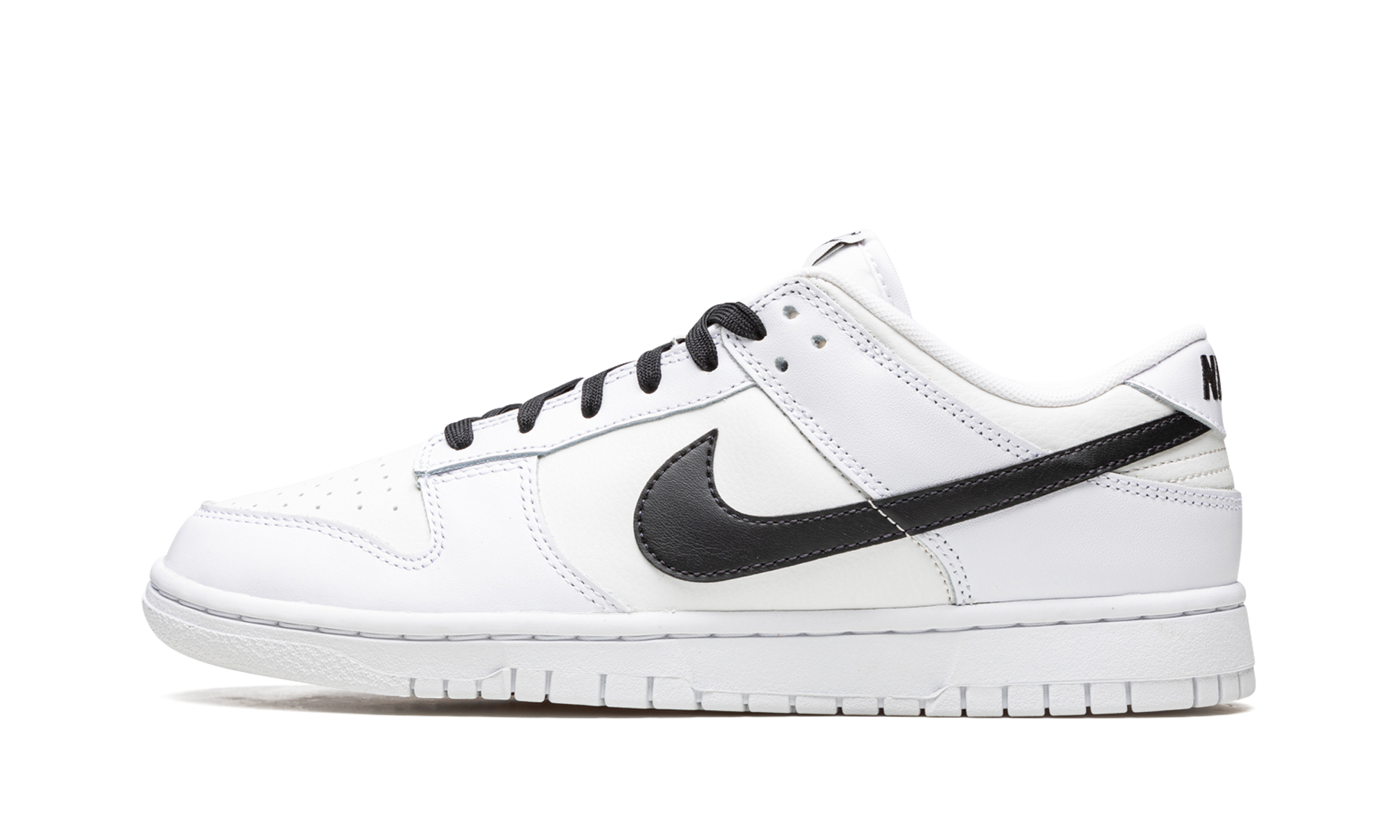 Dunk Low Retro "Reverse Panda"