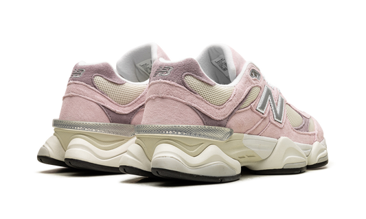 9060 "Rose Sugar Angora"