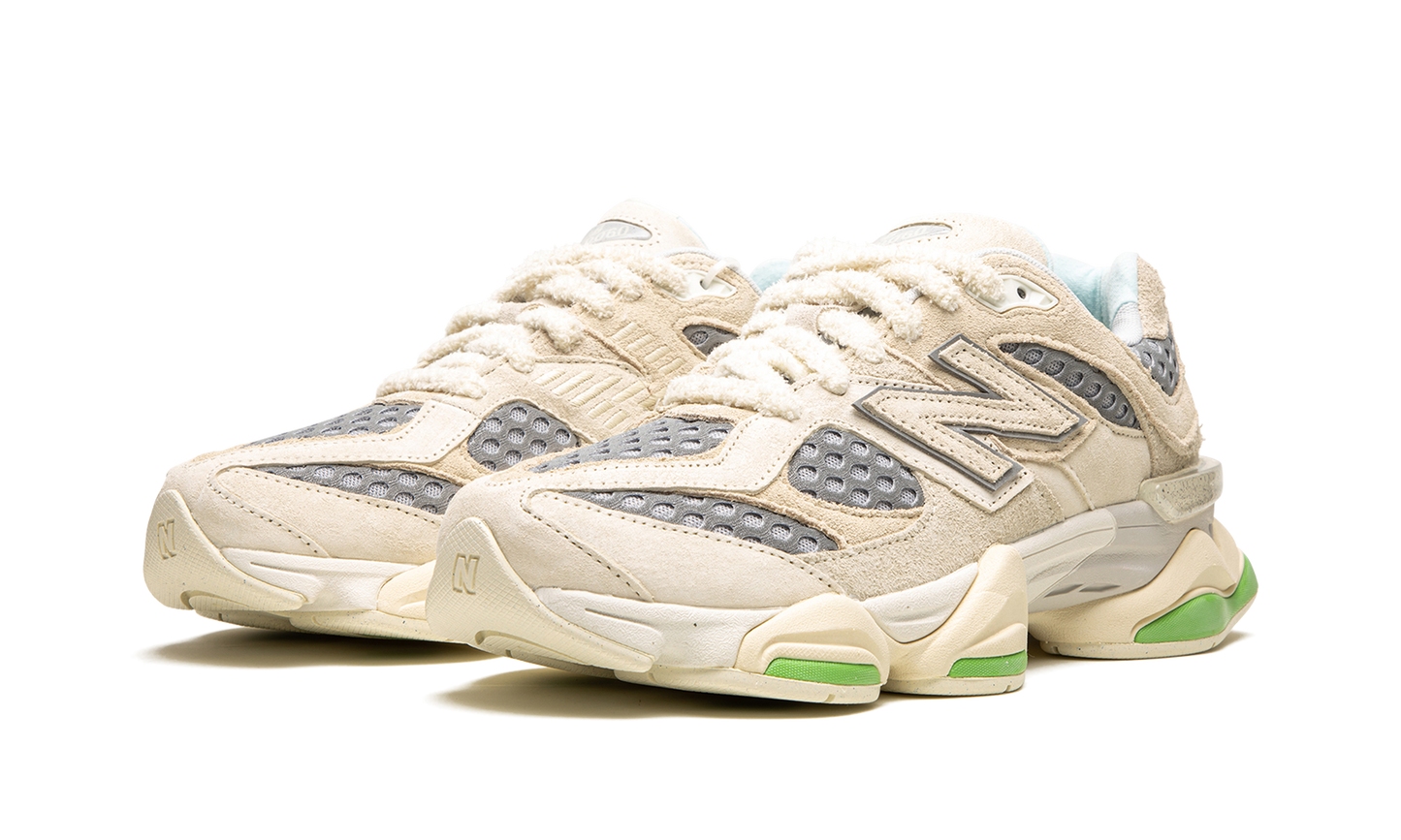 9060 "Bricks and Wood"