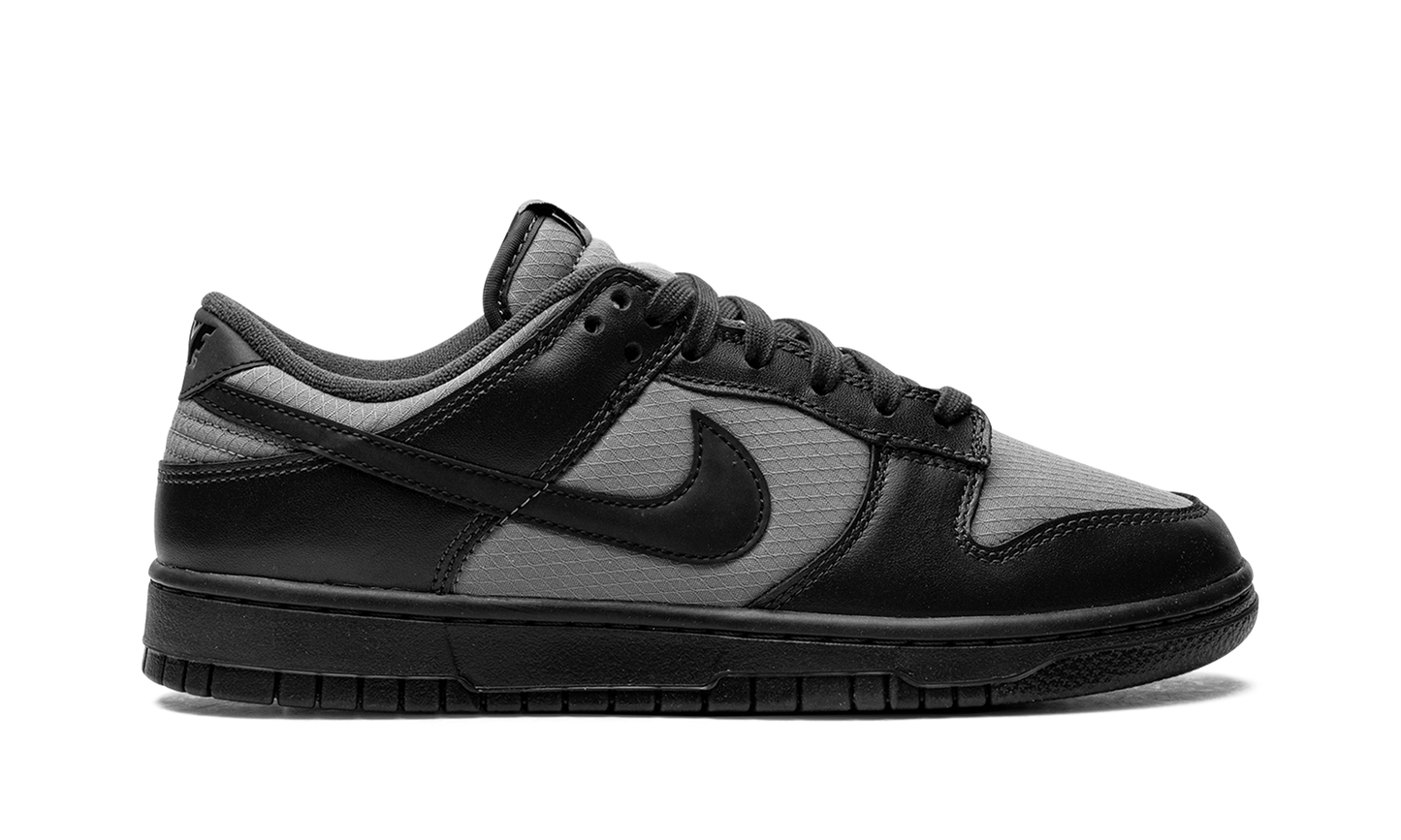 Dunk Low Retro SE "Off Noir Smoke Grey"