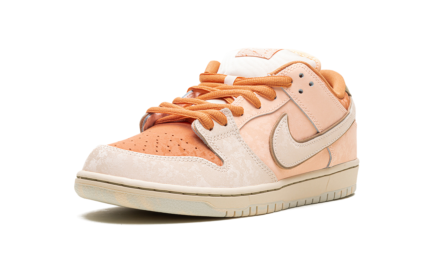 Nike SB Dunk Low Pro PRM "Guava Ice"