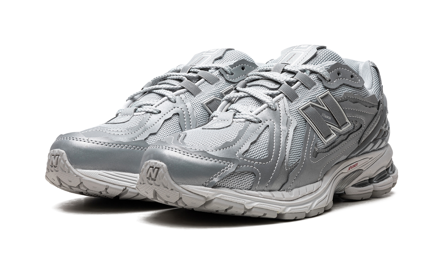 1906D "PROTECTION PACK - SILVER METALLIC"