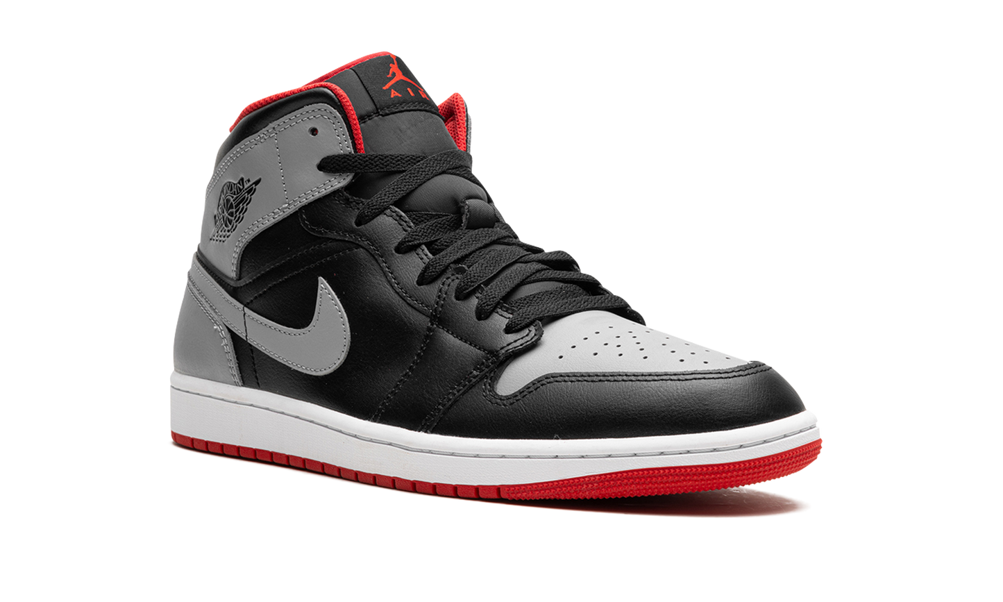Jordan 1 Mid "Bred Shadow"