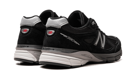 990v4 "Made In USA - Black / Silver"