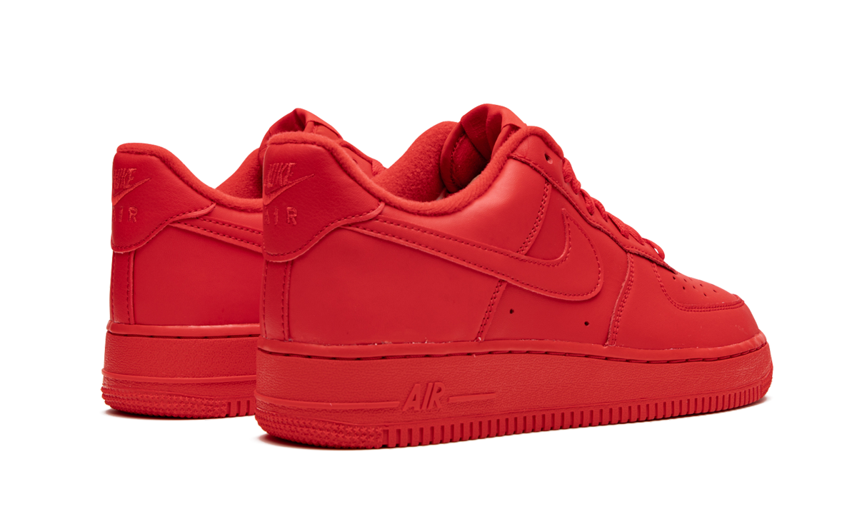 Air Force 1 '07 LV8 "Triple Red"