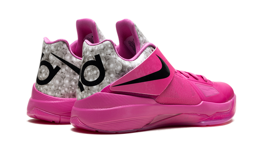 KD 4 "Aunt Pearl"