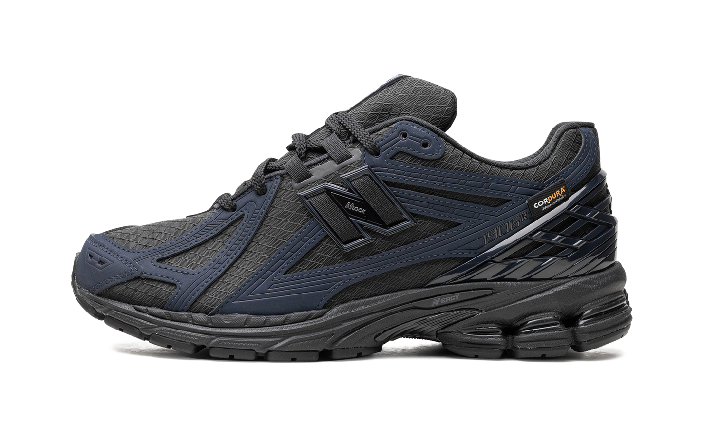 1906R "Outerspace/Black/Black"