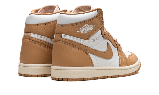 AIR JORDAN 1 RETRO HIGH OG WMNS "Praline"