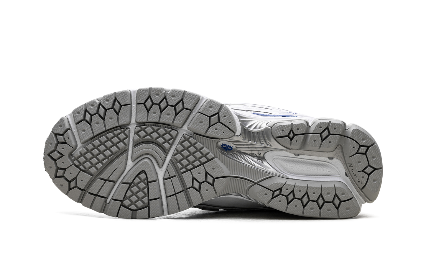 1906R "White Team Royal"