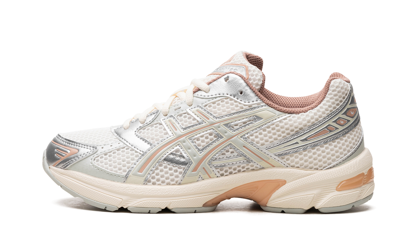 GEL-1130 WMNS "Cream / Light Sage"