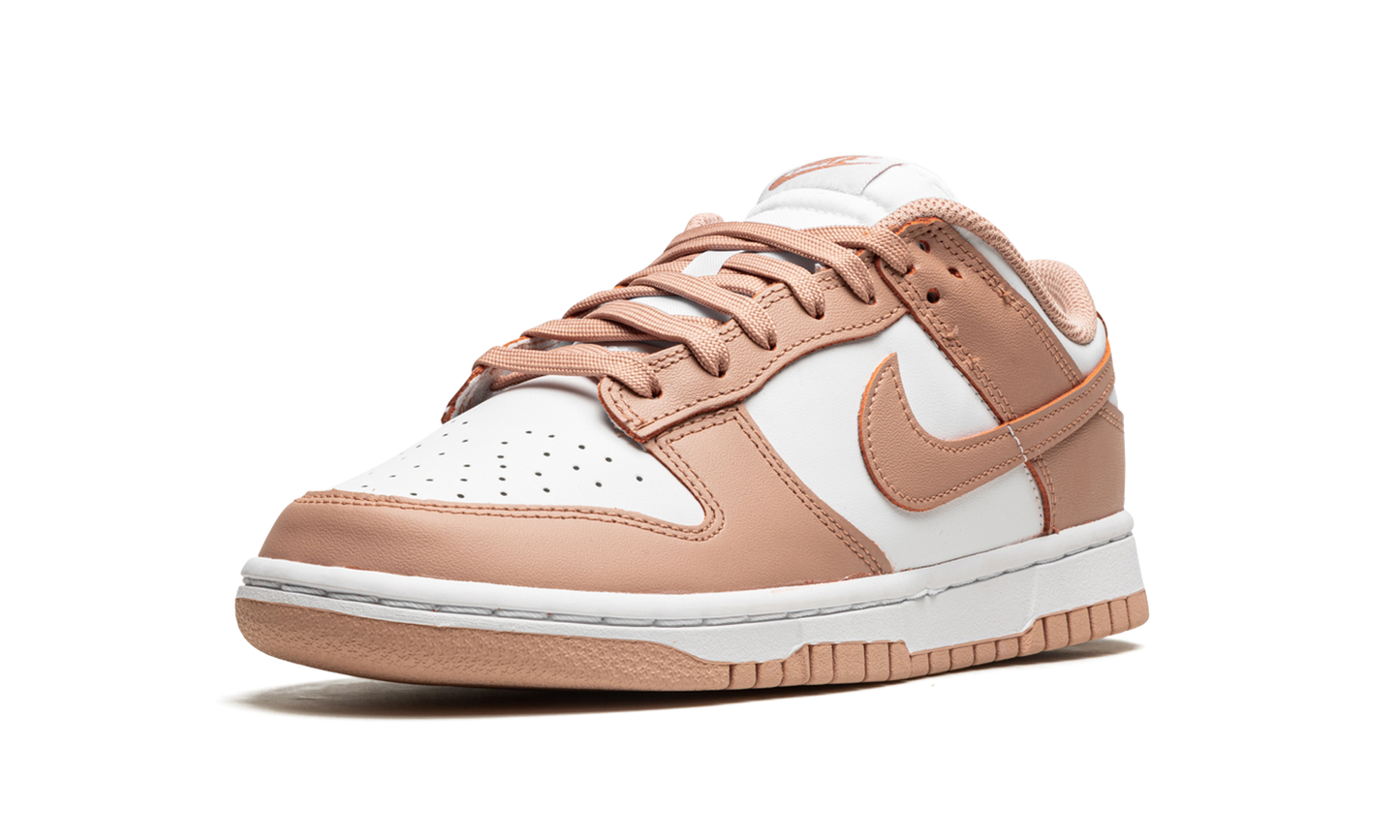 DUNK LOW WMNS "Rose Whisper"