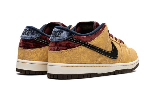 SB Dunk "City Of Cinema"