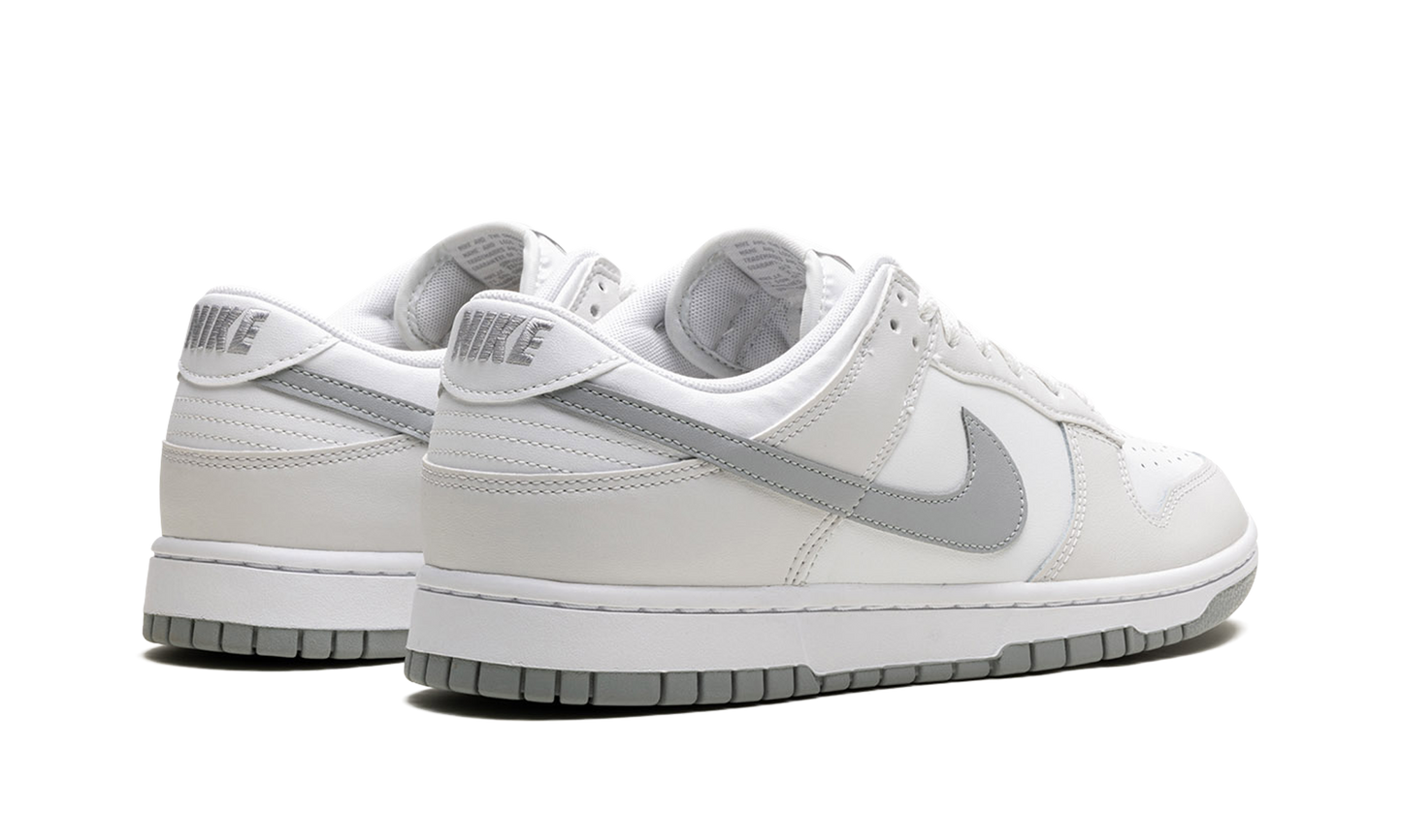 Dunk Low Retro "Summit White Light Smoke Grey"
