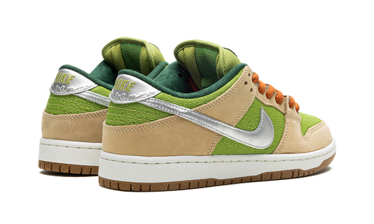 SB Dunk Low "Escargot"
