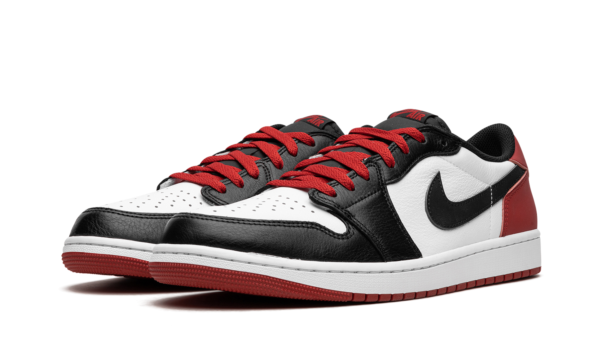 Air Jordan 1 Low OG "Black Toe 2023"