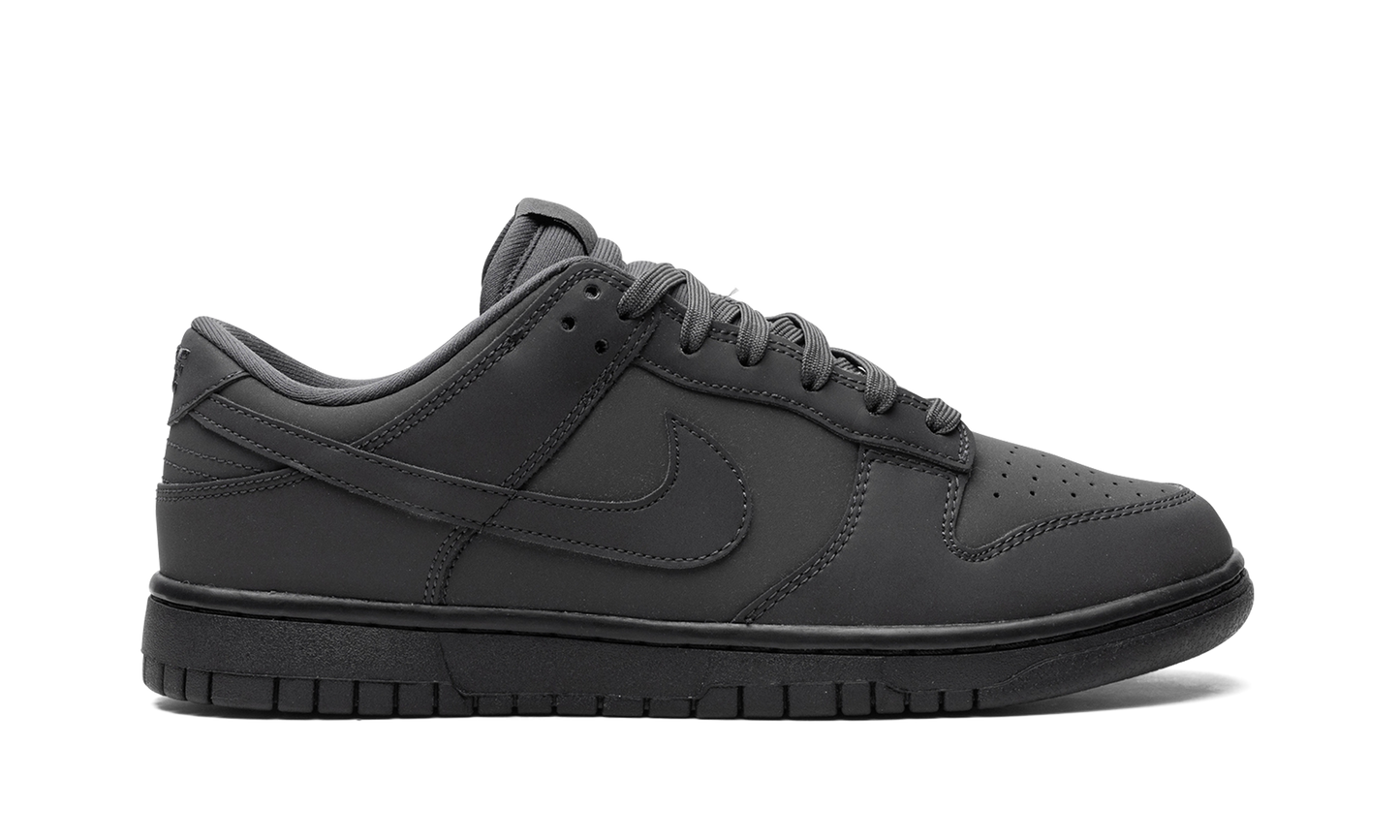 DUNK LOW WMNS "Cyber"