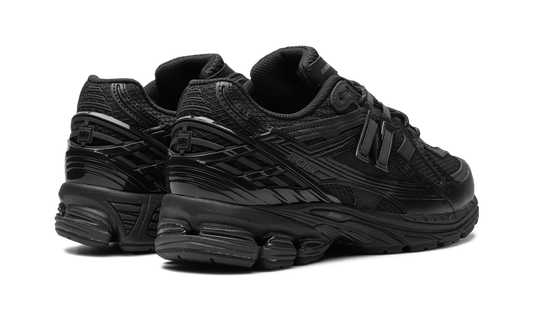 1906 "Tripple Black"