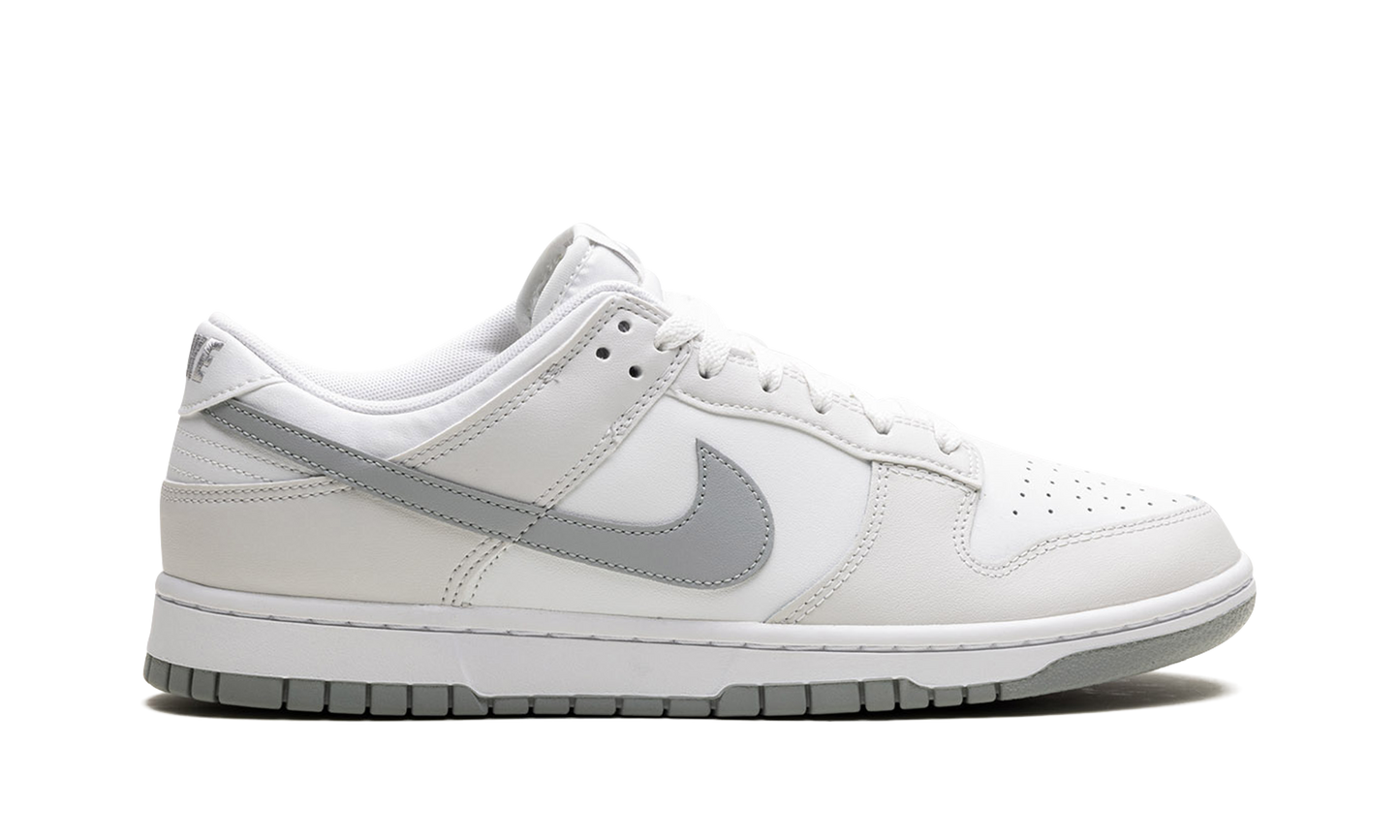 Dunk Low Retro "Summit White Light Smoke Grey"