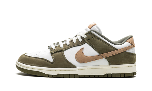 Dunk Low "Medium Olive"