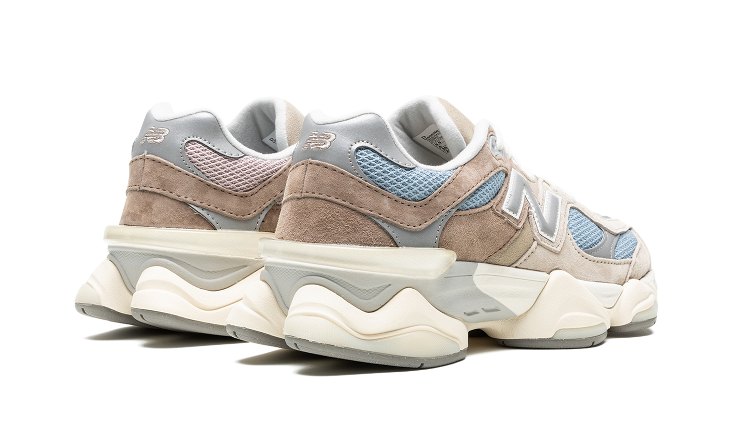 9060 "Sea Salt/Blue"