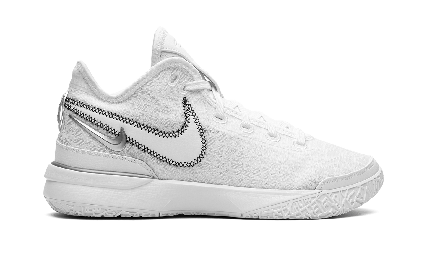 Zoom Lebron NXXT Gen "White / Metallic Silver"