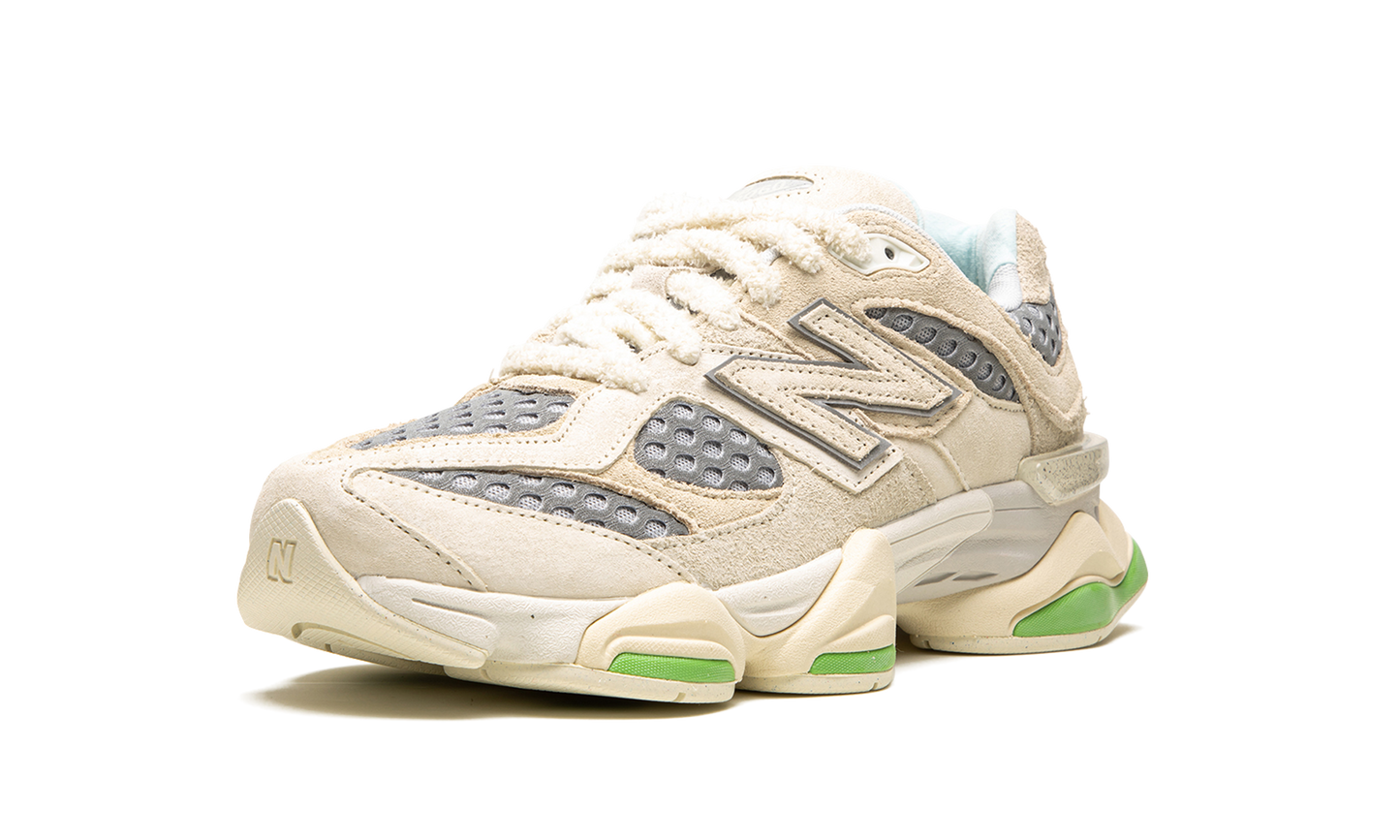 9060 "Bricks and Wood"