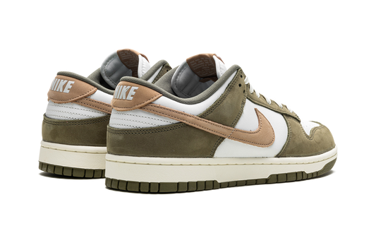 Dunk Low "Medium Olive"