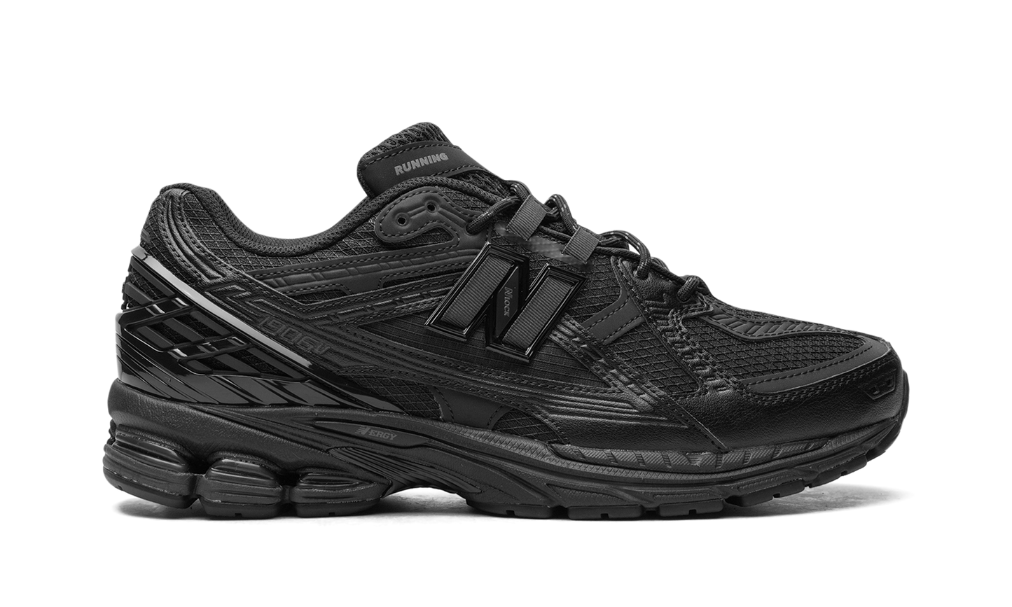 1906 "Tripple Black"