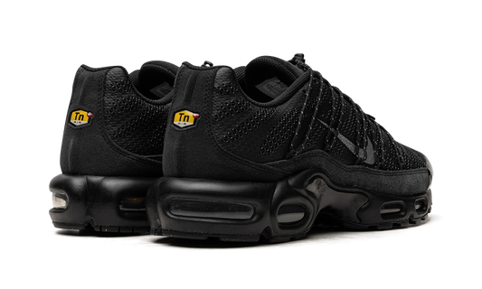 Air Max Plus Utility "Black Metallic"