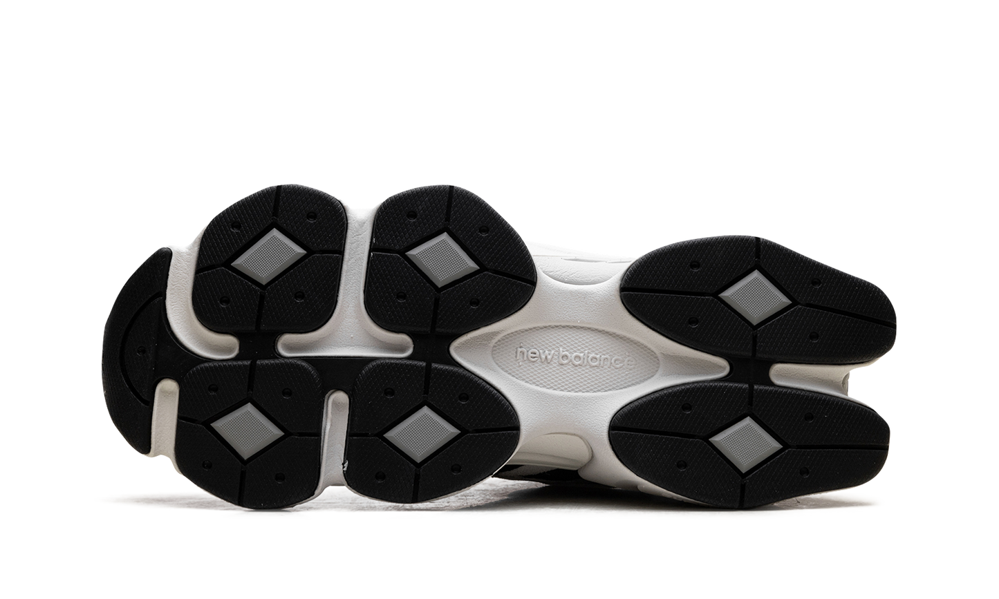 9060 "Grey Jet Black"