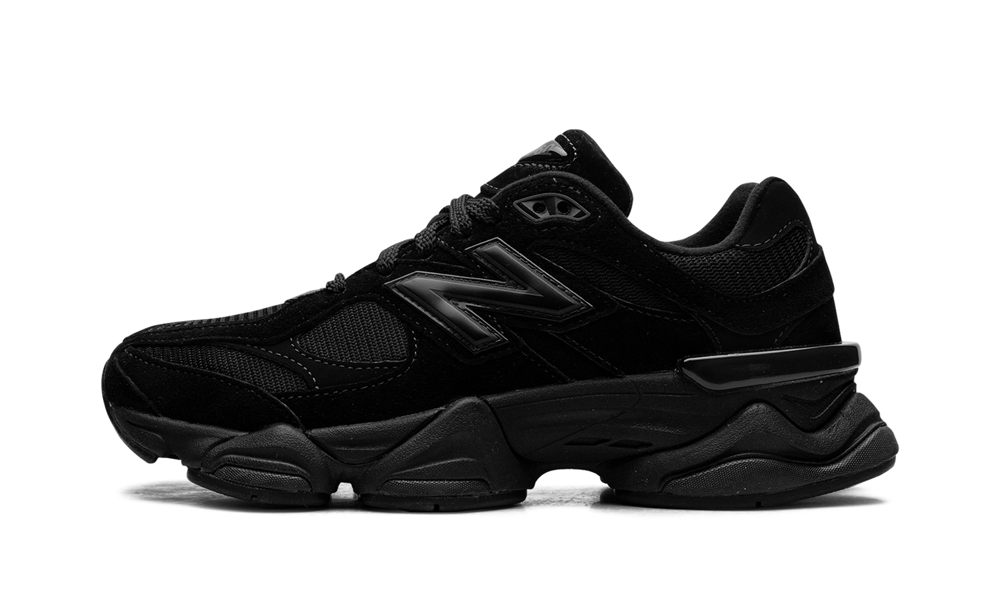 9060 "Triple Black"