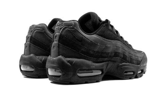 Air Max 95 Essential "Triple Black"