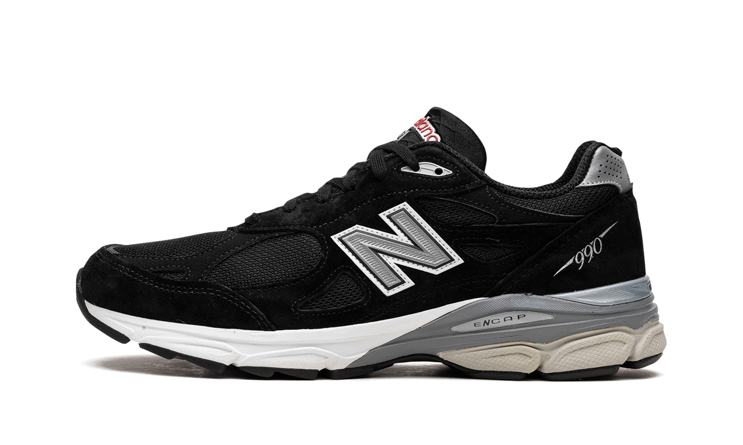 990v3 "Black / White"
