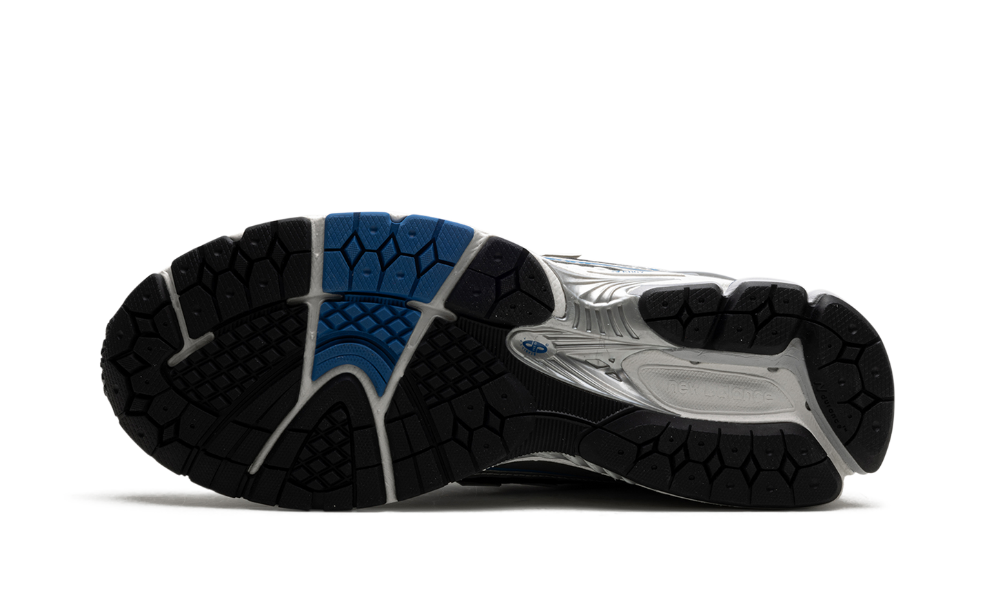 1906R "SILVER METALLIC"