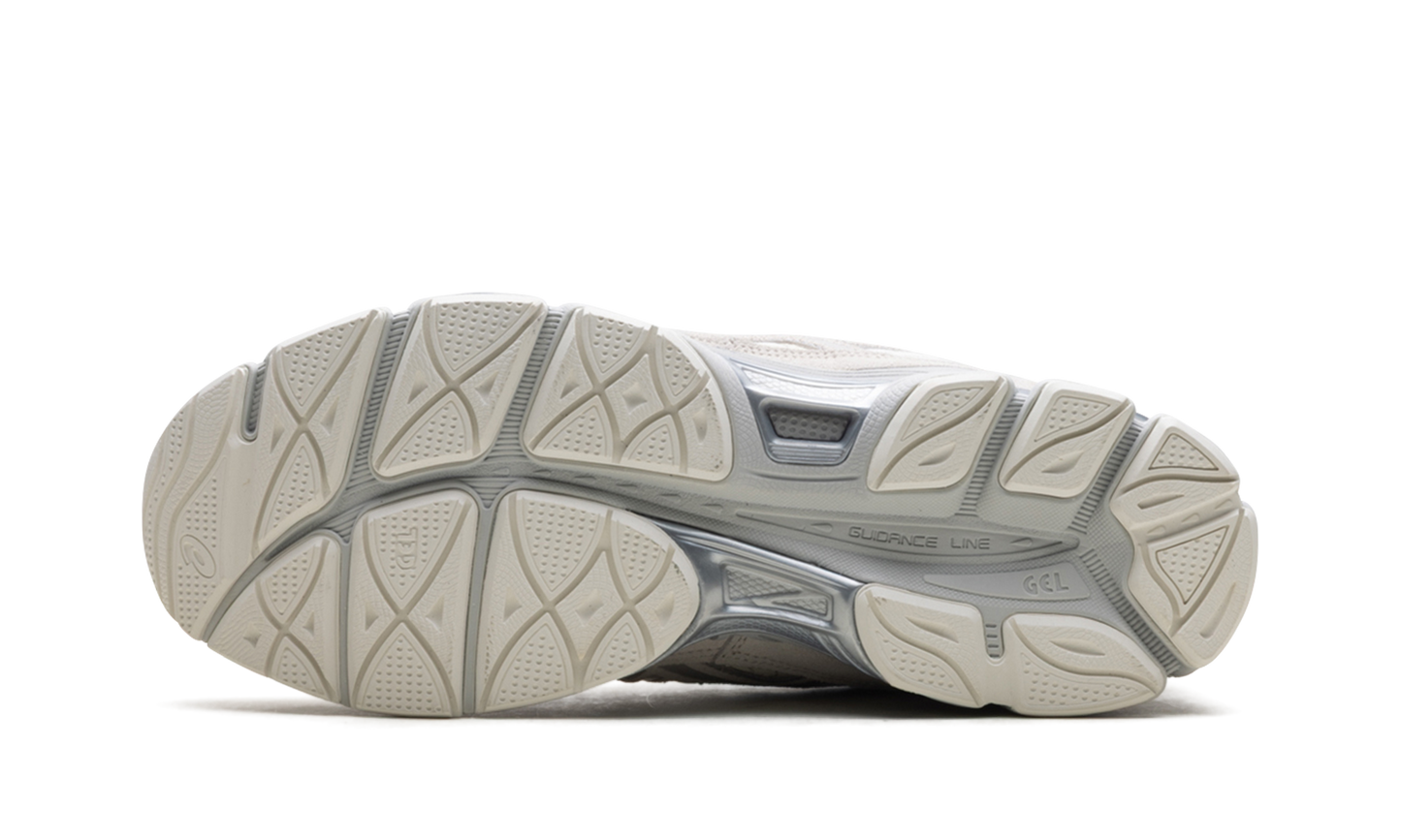 Gel-NYC "Cream Grey"