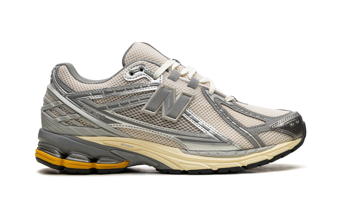 1906R "Metallic Silver Yellow"