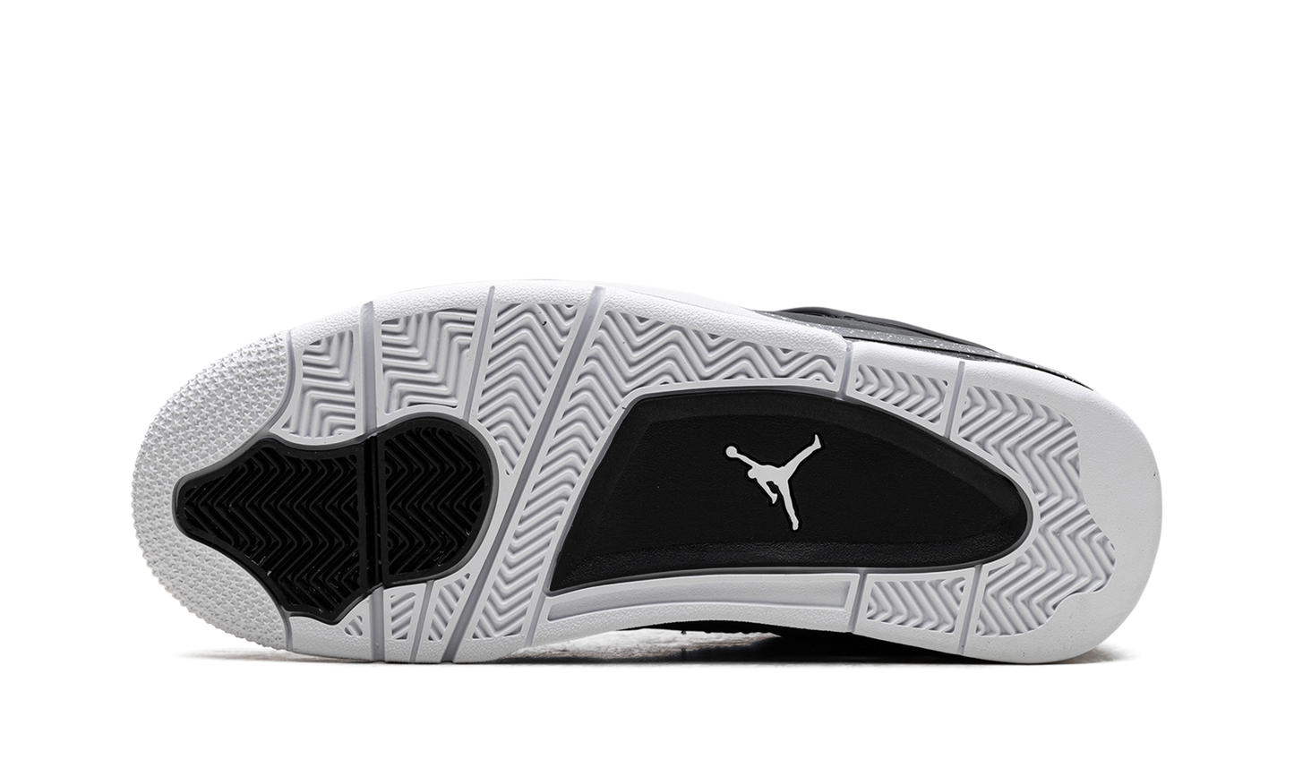 Air Jordan 4 "Fear"