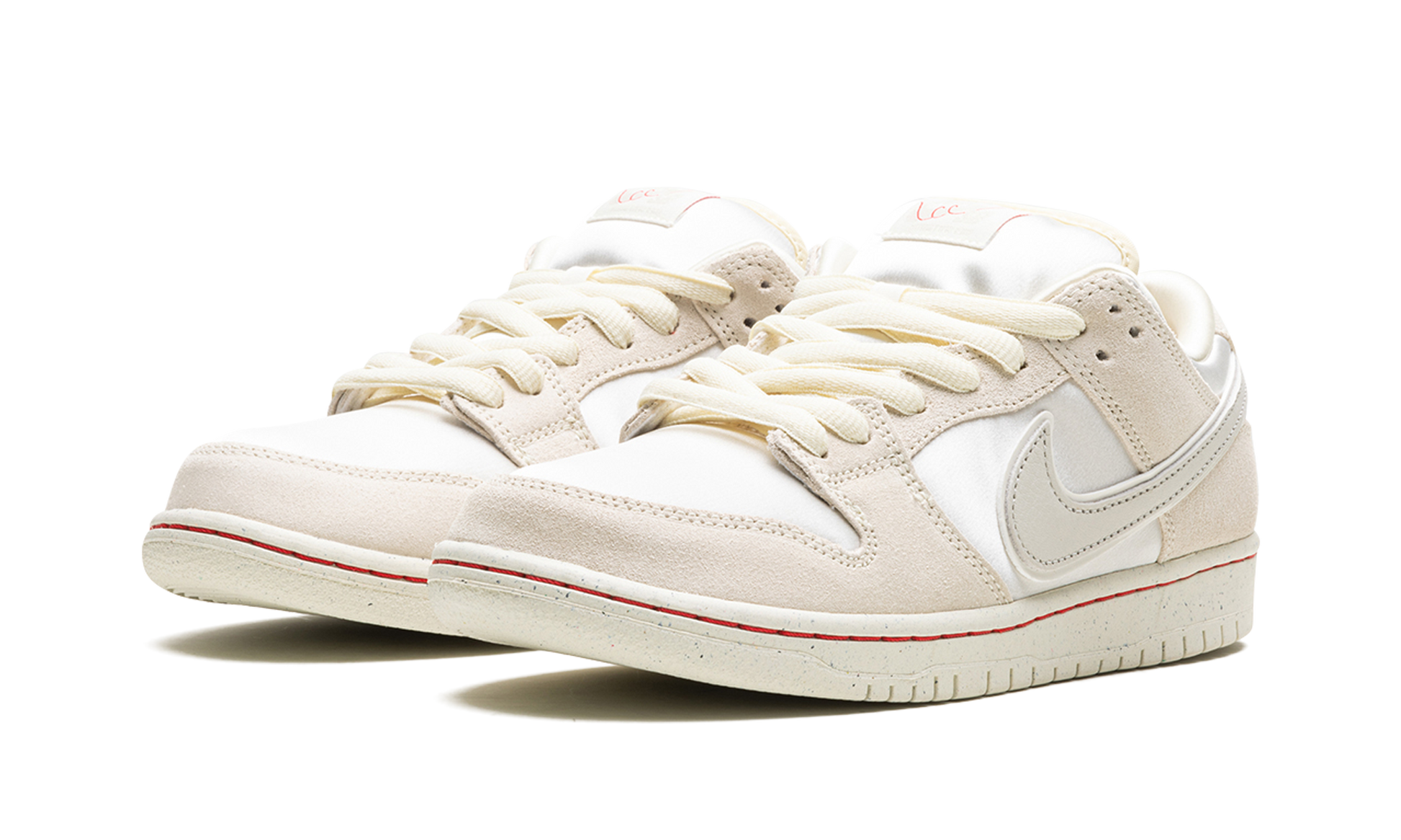 SB Dunk Low "Valentine's Day - Low Love Found"