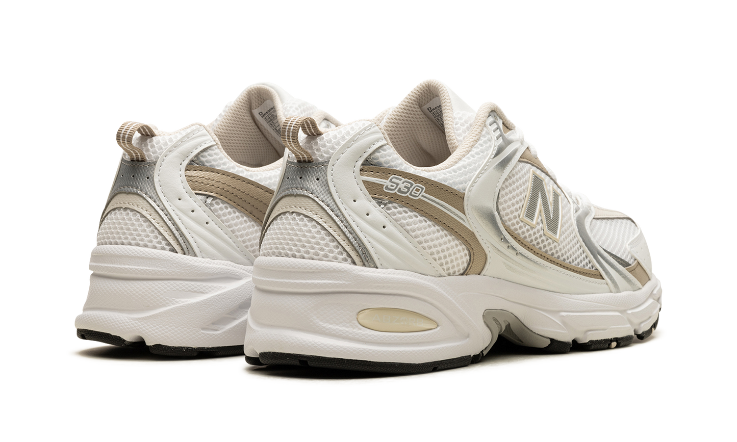 530 "White / Stoneware / Linen"