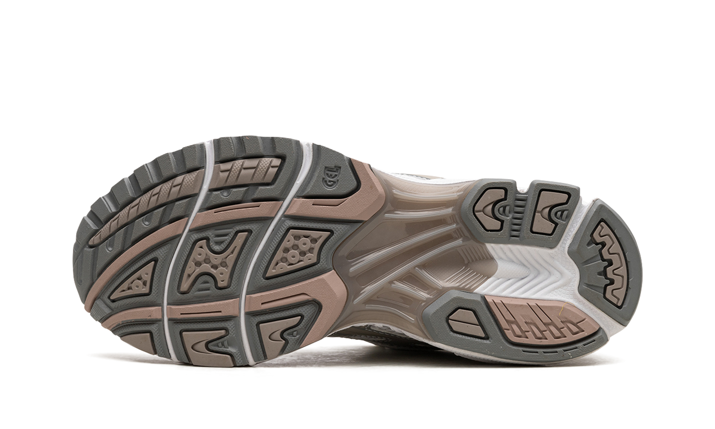 ASICS GEL KAYANO 14 WMNS "White Moonrock"